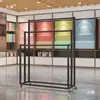 Estante de Exhibición de Bufandas de Hierro Forjado de Pie, Estante de Almacenamiento y Exhibición Multicapa para Colgar Bufandas, Pantalones, Alfombras y Muestras de Color de Cortinas