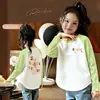 Camiseta Base para Niñas Estilo Coreano Nueva de Primavera y Otoño con Dobladillo Curvo, Camiseta de Manga Larga Color Bloque para Niños Mayores, Top de Moda Ajustado
