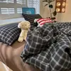 Conjunto minimalista de quatro peças, qualidade para mães e bebês, algodão puro, original, adequado para dormir sem roupa, lençol de cama listrado e fronha, conjunto de três-quatro peças para dormitórios estudantis