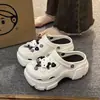 Sapatos Buraco Negro femininos verão 2023 novo estilo celebridade da internet sola grossa aumento de altura bico fechado praia antiderrapante sandálias femininas