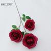 Nueva rosa redonda de 3 cabezas flor artificial para boda guía de camino fila de flores rosa de 3 cabezas decoración del hogar flor falsa decoración comercio exterior