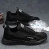 Zapatos casuales de malla transfronterizos, nuevos estilos de otoño para hombre, diseño coreano, versátiles, zapatillas de correr de suela blanda, zapatos casuales transpirables para hombre