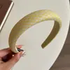 Diadema de Cuadros Finos de Color Fresco con Borde Ancho Cubierta de Diadema de Tela de Esponja Engrosada para Cabello Suelto Accesorio de Moda Versátil para Lavarse la Cara
