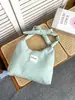 Nuevo bolso de axila vintage de gamuza para otoño e invierno, bolso de hombro versátil y juvenil otoñal, bolso ligero estilo coreano para el día a día