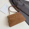 Bolsa Retrô 2025 Inverno Nova de Aparência Sofisticada para o Dia a Dia Feminina de Ombro Transversal Grande Capacidade Bolsa Tote de Trabalho