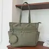 Bolsa de Ombro Única de Grande Capacidade Bolsa de Trabalho Feminina Bolsa Tote de Nylon Texturizado Bolsa Leve Simples para Computador Bolsa de Mão para Trabalho