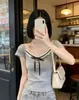 Camiseta de Manga Corta con Retazos de Encaje Juveniles Estilo Francés para Mujer, Primavera/Verano 2026, Diseño Cuadrado Corto de Corte Ajustado, Top Regular de Hombro