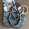 Bolsa de Algodón de Alta Gama, Estilo Nuevo, Simple y Versátil, Bolsa Nube de Gran Capacidad, Bolso de Hombro Portátil para Mujeres para Viajar y Salir