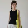 Chaleco de punto minimalista de alta gama estilo francés con cuello redondo para mujer, camiseta sin mangas negra holgada casual versátil de verano, top de seda helada