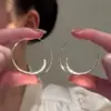 Pendientes Retro Circulares Europeos y Americanos Estilo Minimalista de Lujo Ligero Pendientes de Alta Gama Moda de Nicho de Lujo Ligero Pendientes Sencillos para Mujeres
