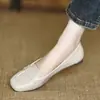 Zapatos planos de tacón medio de cuero suave estilo francés para mujer, nuevo modelo otoño 2026, mocasines slip-on de suela blanda con punta cuadrada y tacón bajo