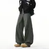 Primavera 2026 Nuevo Pantalón Largo para Hombre Estilo Americano Diseño de Patchwork Plisado Holgado Sensación de Alta Gama Dobladillo Curvo Ropa de Trabajo Marca de Moda