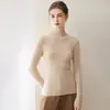 Camisa base de tricô Konsaini 100% caxemira pura feminina premium pronta para usar, canelada, corte justo, com gola semi-alta, top moderno