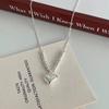 Collar con Colgante de Corazón de Plata de Ley S925 con Piedras Facetadas Cadena Versátil para Clavícula Femenina Estilo Minimalista Joyería de Nicho Venta al por Mayor