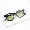 Óculos de sol personalizados Double M de novo estilo coreano, lentes oceânicas de cor clara, óculos de armação preta, óculos de sol infantis da moda