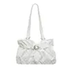 Nova bolsa tote de bolinhas Yuezhi 2026 outono inicial, grande capacidade, versátil, de mão, bolsa de ombro, bolsa de trabalho moderna e popular