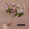 Cores de Outono Novas Transfronteiriças Buquê Artificial de Rosa de 6 Cabeças Decoração de Casa Flor de Mesa Hotel Decoração Suave Material para Arranjo de Flores