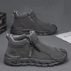 Nuevos Zapatos Deportivos Casuales de Caña Alta para Hombre Otoño e Invierno 2025 Moda Versátil Tendencia Zapatos de Seguridad para el Trabajo para Hombre