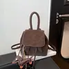 Mochila de camurça retrô de nicho estilo coreano, nova coleção outono 2026, mochila pequena casual, bolsa estilosa para o dia a dia para mulheres