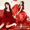 Estudio Fotográfico Nuevo Tema de Año Nuevo Traje Rojo Atmósfera Chica Dulce Interior Foto Fotografía Arte Foto Ropa