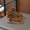 Sandalias Romanas para Niñas Verano Nuevo Suela Suave Antideslizantes Estilo Princesa Zapatos de Playa para Niños Mayores Diseño de Tira a la Moda