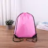 Em estoque saco com cordão de poliéster armazenamento de roupas para viagem ao ar livre mochila de nylon para maratona saco com cordão logo estampado
