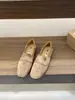 Sapatos Baixos de Couro Camurça Estilo Retrô Sapatos Femininos 2025 Novidade Primavera & Outono Versátil Bico Quadrado Mocassins de Calçar