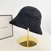 Chapéu de Pescador Trançado Vazado para Mulheres, Estilo Coreano para Primavera e Verão, Chapéu Balde Respirável para Proteger do Sol, Versátil para Passeios, Faz o Rosto Parecer Menor, Chapéu com Proteção Solar