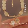 Pulsera de Campana Pequeña Continuada de Jade Hetian Natural Diseño Nicho de Lujo Ligero Elegante Combinable Pulsera para Novia para Mujer en Verano