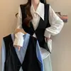 Novo Estilo para Outono e Primavera para Mulheres Plus Size: Conjunto de Colete e Camisa em Camadas com Design Assimétrico, Estiloso e Rejuvenescedor, Cobre a Barriga e Faz Você Parecer Mais Magra