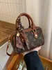 Bolso Boston Nuevo de Invierno 2025 con Estampado de Flores Antiguas, Bolso Versátil de Mano de Alta Gama para Hombro Cruzado para Mujer, Lujo Ligero