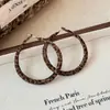 Garota Hot Millennial~Brincos de Argola Estampa de Leopardo Estilo Retro Hong Kong Brincos de Moda de Alta Qualidade para Mulheres Acessórios de Argola Lisa Personalizados para Orelha