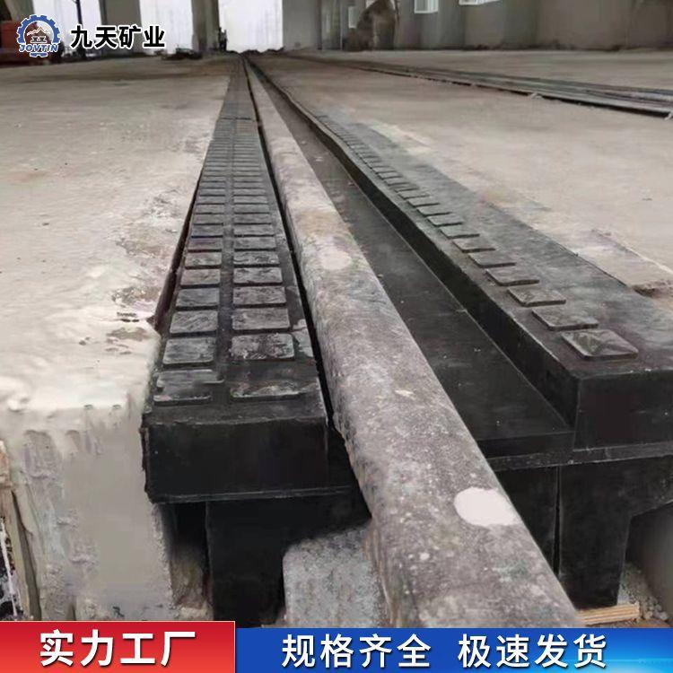 轮缘槽橡胶塞条3