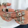 Anéis Estilo Punk Vendidos em Massa na Europa e América para Homens, Anéis Empilháveis Retrô Personalizados com Caveira Hip-Hop, Acessórios da Moda