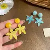 Pendientes de Estrella de Mar Amarilla Dulces para Mujer, Pendientes de Diseño Nicho con Sentido de Estilo, Estilo Vacaciones en la Costa, Aretes Juveniles