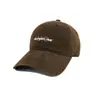 Boné de Baseball Vintage em Sarja Lavada com Aba Macia, Circunferência da Cabeça Grande, Efeito Emagrecimento Facial, Bordado de Letras, Unissex
