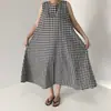 Colete Original de Xadrez Preto e Branco Solto Sem Mangas Vestido Longo para Mulheres