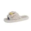 Nuevas pantuflas de algodón lindas de punta abierta para mujer, adecuadas para usar en casa y al aire libre, pantuflas tipo slip-on peludas, 2026 planas de dibujos animados con suela suave