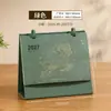 Calendario de Escritorio de Cuero Creativo Año de la Oveja 2027 Personalización Publicidad Corporativa Estampado en Caliente Impresión de Logo Fabricante de Adornos de Escritorio Venta al por Mayor