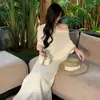 Novo Conjunto Fresco e Discreto Inspirado no Zen Chinês com uma Vibe de Designer Suave e Única, Vestido de Suspensório de Duas Peças para Mulheres