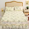 Faldón de cama acolchado de algodón cepillado Clase A, funda de colchón de una pieza, funda de colchón protector Simmons antideslizante, juego de faldón de cama de tres piezas lavable a máquina