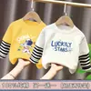 Ropa para niños para niños, camiseta de manga larga de retazos, imitación de dos piezas, camiseta base de algodón puro para niños mayores, nuevo estilo de top para primavera y otoño 2026