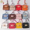 Nueva Mini Cartera Bolso con Colgante en Forma de Casa, Bolso Pequeño de Lujo, Nuevo Accesorio de Moda, Bolsita para Labial, Bolsita para Auriculares y Llaves