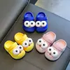 Novas Sandálias Crocs Antiderrapantes de Primavera 2026 para Meninos e Meninas, Crocs de Bebê para Exterior com Solado Grosso