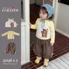 Ropa para Niños Estilo Coreano Conjunto de Ropa de Otoño para Niñas, Tirantes con Estampado de Dibujos Animados Lindos, Pantalones Casuales de Encaje Conjunto de Tres Piezas para Bebés y Niños Pequeños