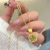 Colar de Gelo Triturado Escovado Pão Vermelho Tendência para Mulheres, Colar Quadrado Geométrico Flash de Luxo Leve