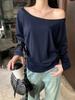 Camiseta Blanca de Hombro Descubierto Pure Desire con Hombro Angulado Manga Larga para Mujer Otoño e Invierno Holgada Camiseta Base Chic Perezoso Hermoso Top
