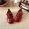 Sapatos Pequenos de Couro para Meninas Sapatos de Princesa Estilo Coreano Infantil Chegada Nova Outono 2026 Sapatos de Bebê Menina Sapatos de Menina Solado Macio Sapatos de Dança
