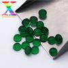 Base plana de vidrio artificial de gema Wuzhou, vidrio verde, piedra desnuda semiacabada, venta al por mayor, se puede incrustar con varios accesorios