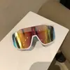 Óculos de sol esportivos corta-vento retrô de armação preta oversized para ciclismo ao ar livre para homens e mulheres, adequados para montanhismo e esqui, emagrecedores e estilosos